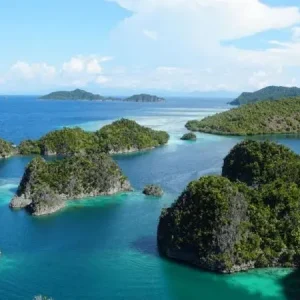 Indonesia, Permata Tropis & Eksplorasi Kekayaan Wisata Nusantara
