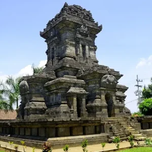 Menyusuri Jejak Sejarah dan Modernitas Surabaya, Wisata Ikonik di Kota Pahlawan